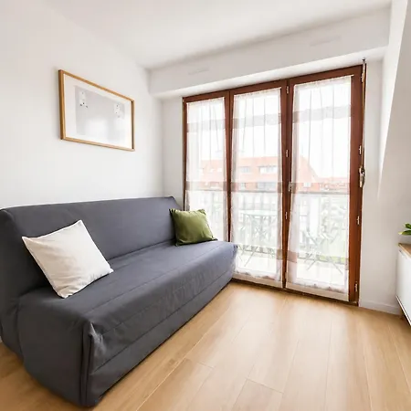 T2, Moderne, Balcon Avec Vue Et Parking Prive Appartement