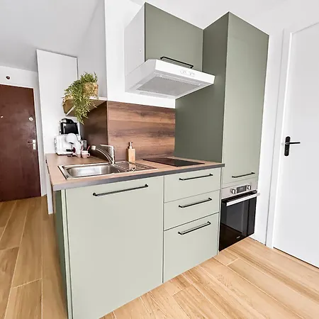T2, Moderne, Balcon Avec Vue Et Parking Prive *
